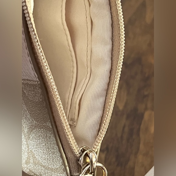 Coach Signature PVC Leather Small Wristlet Wallet - Picture 10 of 16